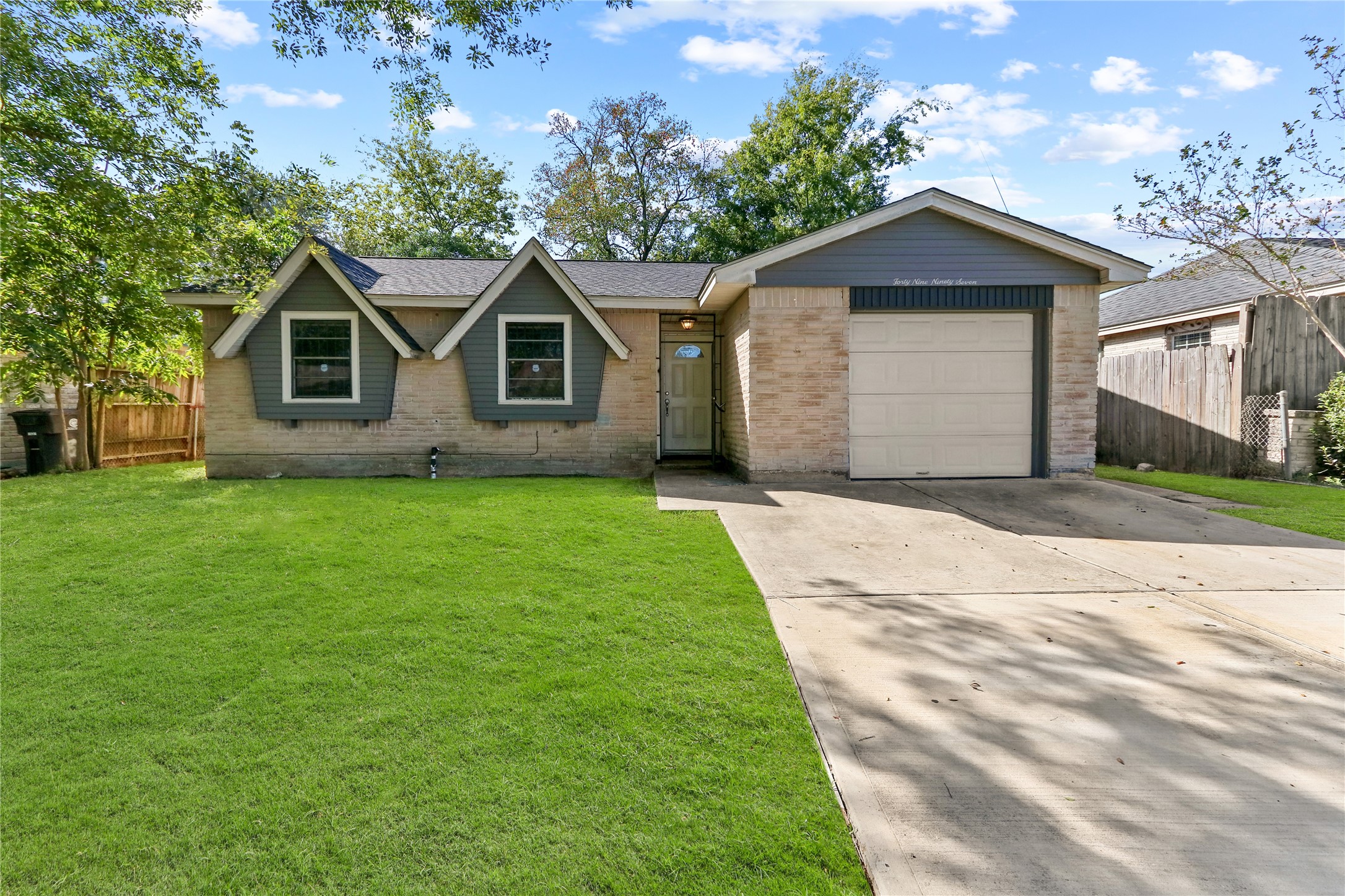 4997 E Ridge Creek Drive Houston TX 77053