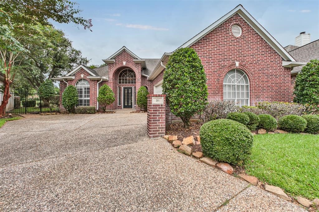 16 Kelliwood Courts Circle Katy TX 77450