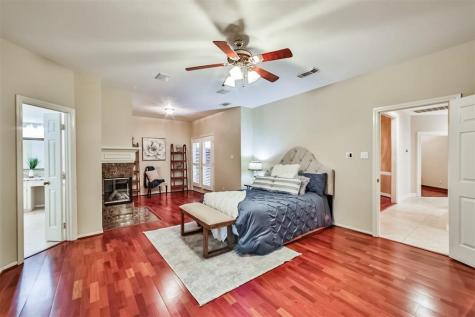 16 Kelliwood Courts Circle Katy TX 77450