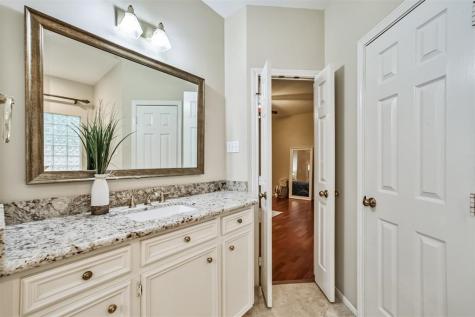 16 Kelliwood Courts Circle Katy TX 77450