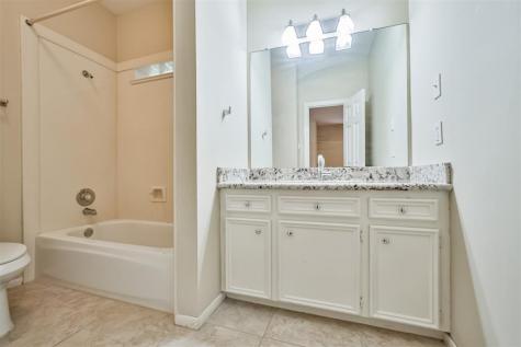 16 Kelliwood Courts Circle Katy TX 77450