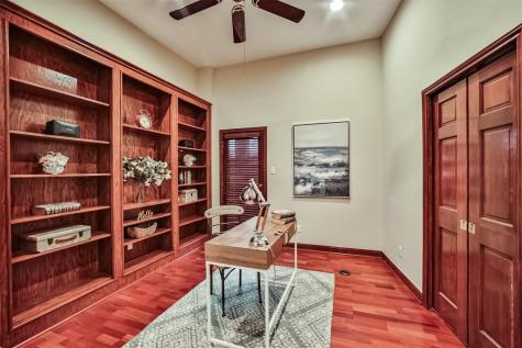 16 Kelliwood Courts Circle Katy TX 77450