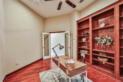 16 Kelliwood Courts Circle Katy TX 77450