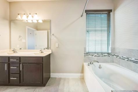 3414 Lake Court Rosharon TX 77583