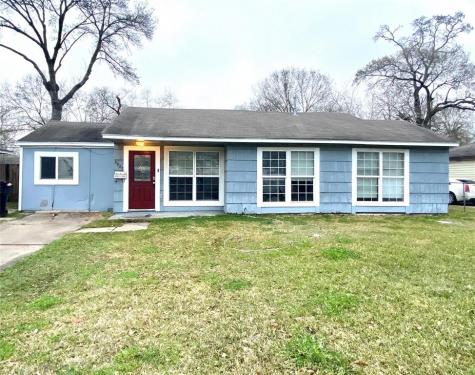 5927 Belarbor Street Houston TX 77033