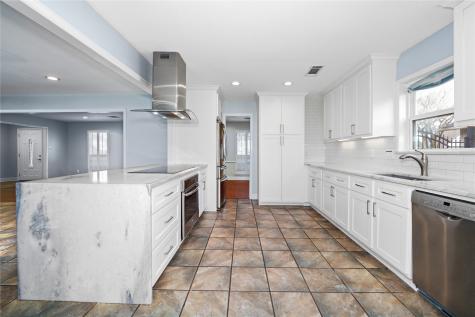 3415 Freshmeadows Drive Houston TX 77063