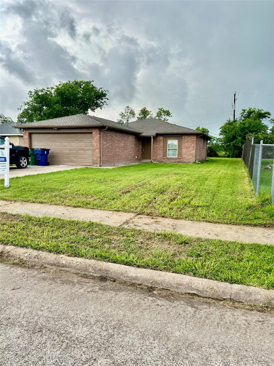 228 Austin Street Angleton TX 77515