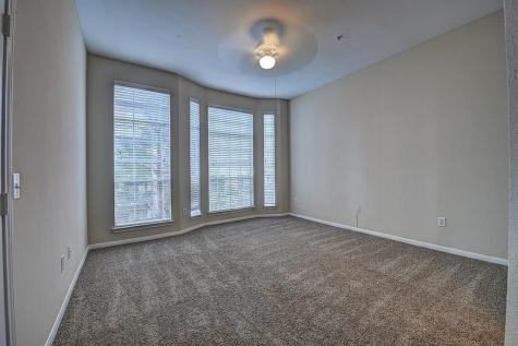 1901 Post Oak Park Drive 13302 Houston TX 77027