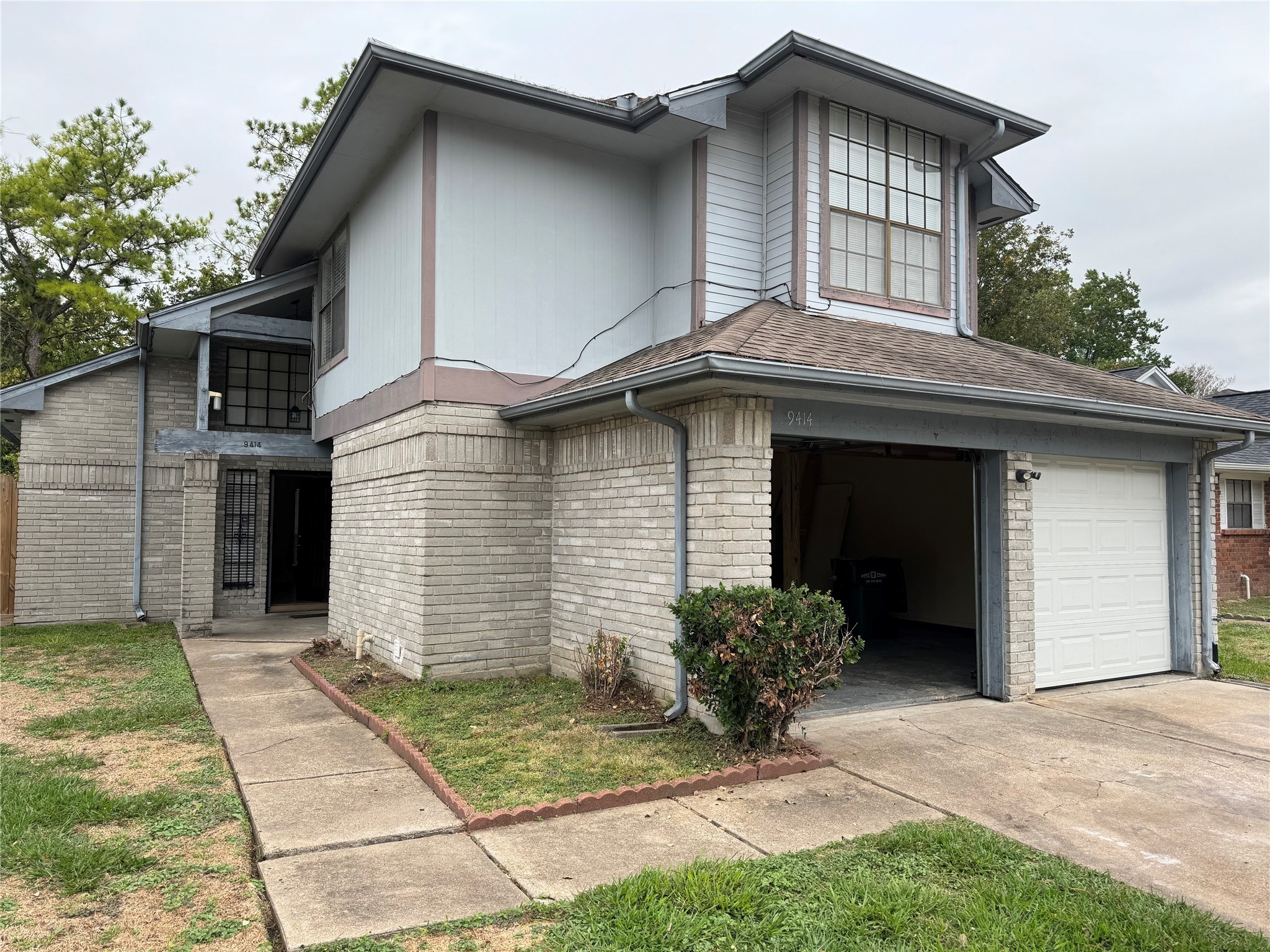 9414 Spindlewood Drive Houston TX 77083