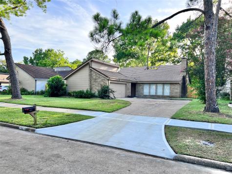 7647 Athlone Drive Houston TX 77088