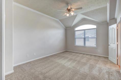 5016 Fjord Court Houston TX 77066