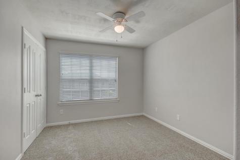 5016 Fjord Court Houston TX 77066