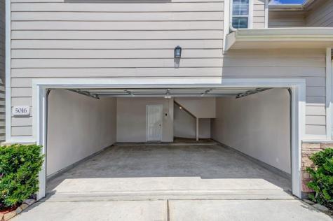 5016 Fjord Court Houston TX 77066