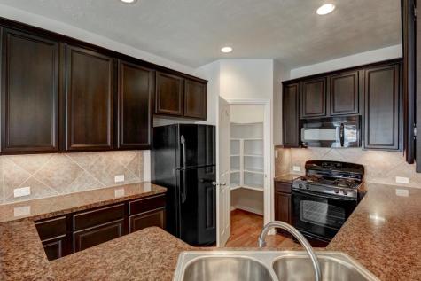 5016 Fjord Court Houston TX 77066