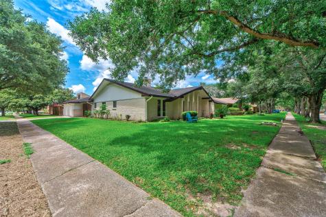 5603 Jackwood Street Houston TX 77096