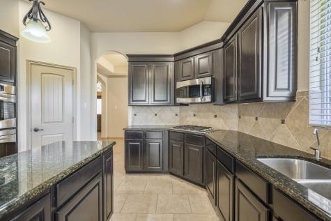 10 Handbridge Place Tomball TX 77375