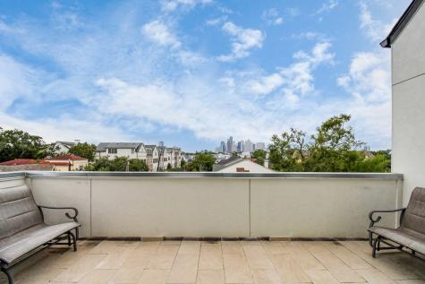 2303 Yupon Street Houston TX 77006
