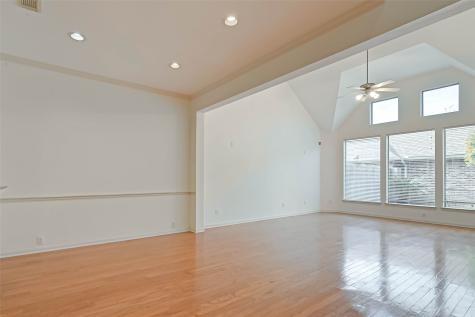 611 Sierra Breeze Houston TX 77094