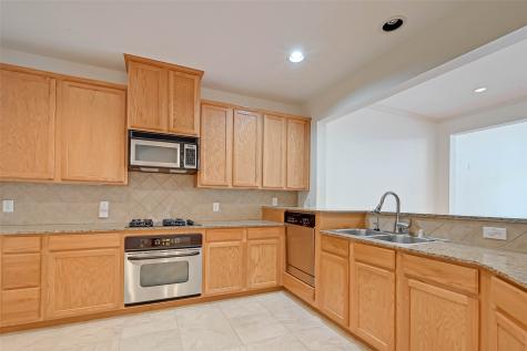 611 Sierra Breeze Houston TX 77094