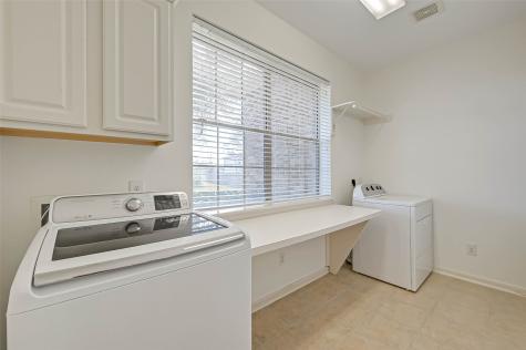 611 Sierra Breeze Houston TX 77094