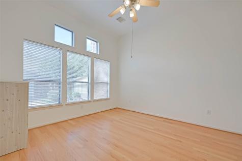 611 Sierra Breeze Houston TX 77094