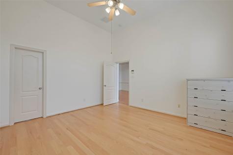 611 Sierra Breeze Houston TX 77094