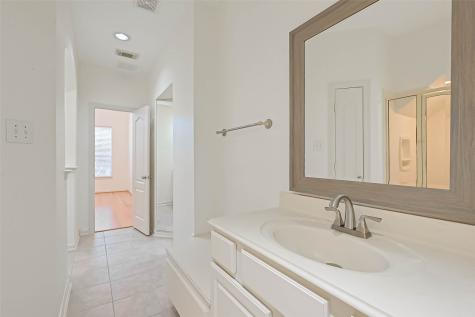 611 Sierra Breeze Houston TX 77094