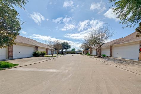 611 Sierra Breeze Houston TX 77094