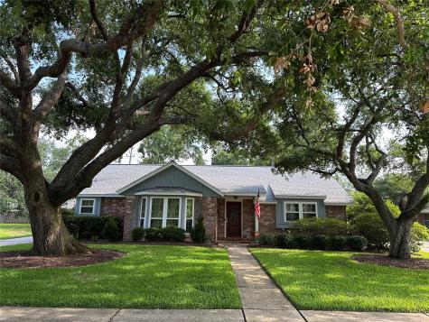 523 Misty Lake Drive El Lago TX 77586