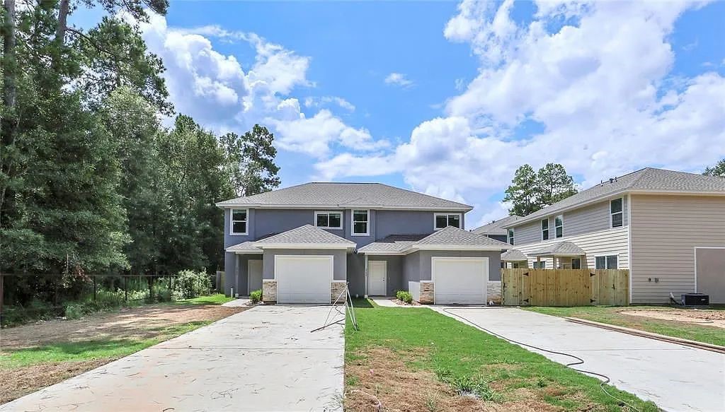 2704 Appian Way New Caney TX 77357
