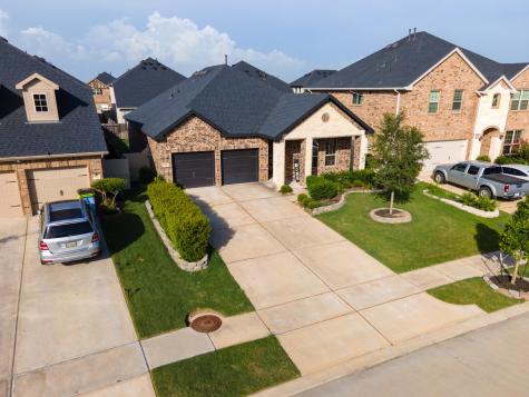 318 Summer Landing Court Richmond TX 77469