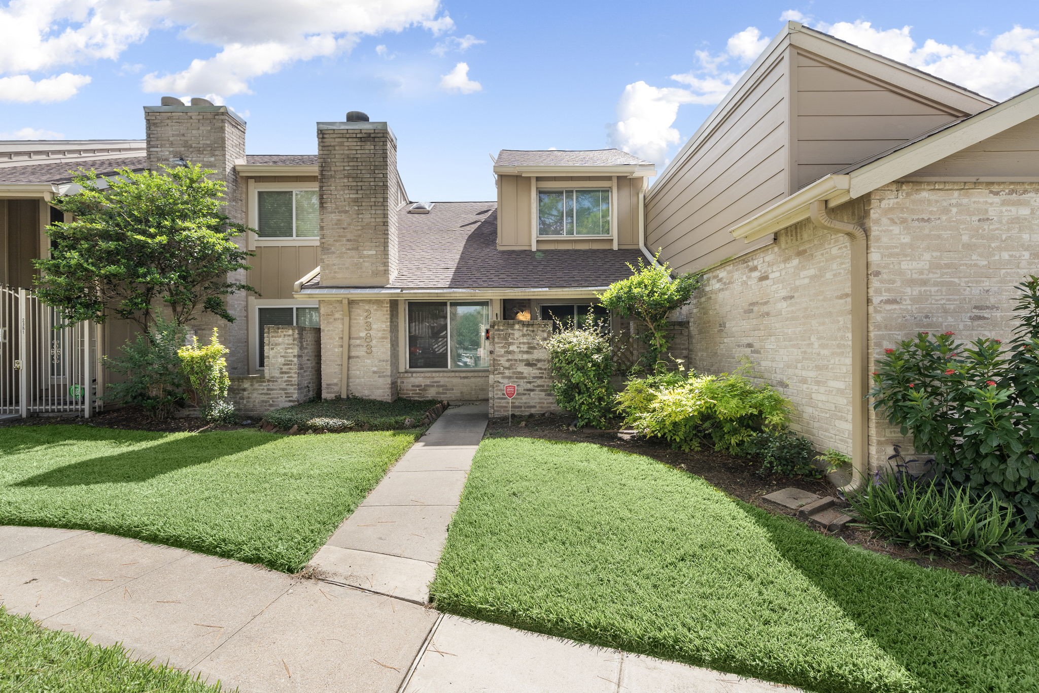 2383 Crescent Park Drive Houston TX 77077