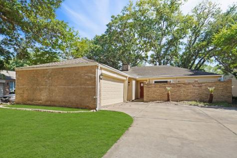 13835 Oakwood Lane Sugar Land TX 77498
