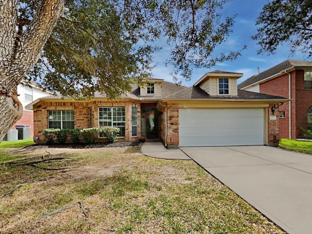 3309 Lakeway Lane Pearland TX 77584