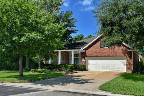 15 W Victory Lake Drive Conroe TX 77384