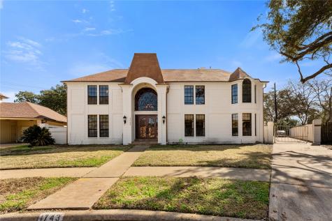 1743 Randons Point Drive Sugar Land TX 77478