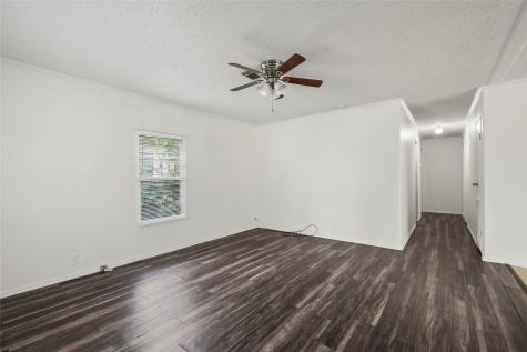 11922 Greenglen Drive Houston TX 77044