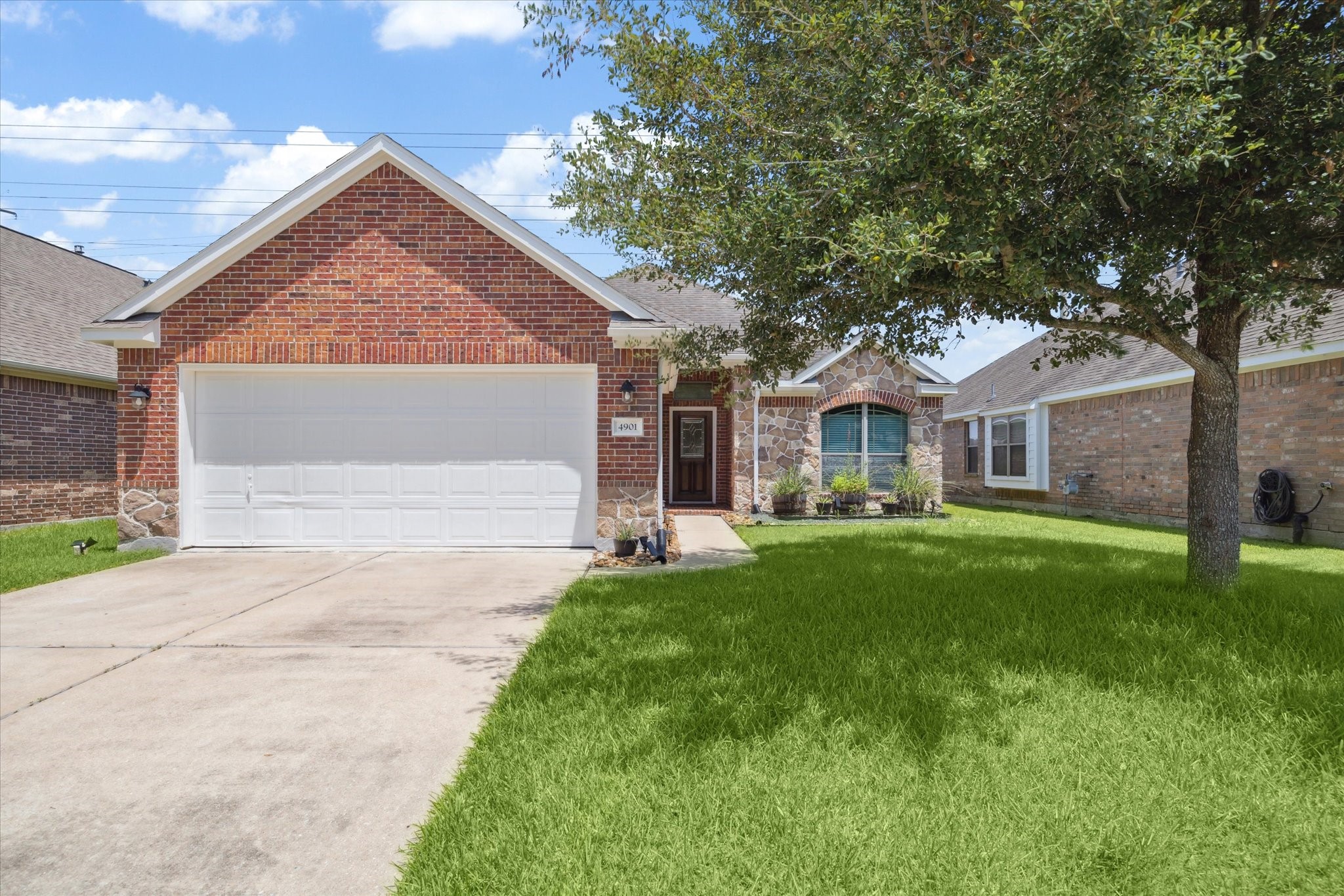 4901 E Meadow Drive Deer Park TX 77536