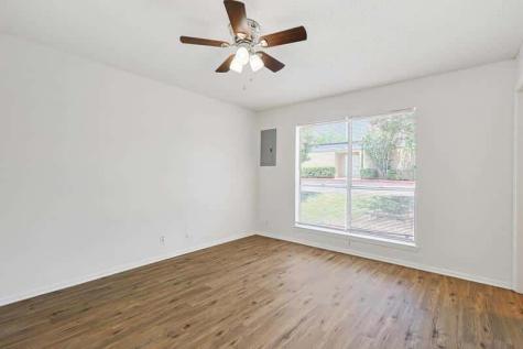 313-319 Rose Street Arlington TX 76010