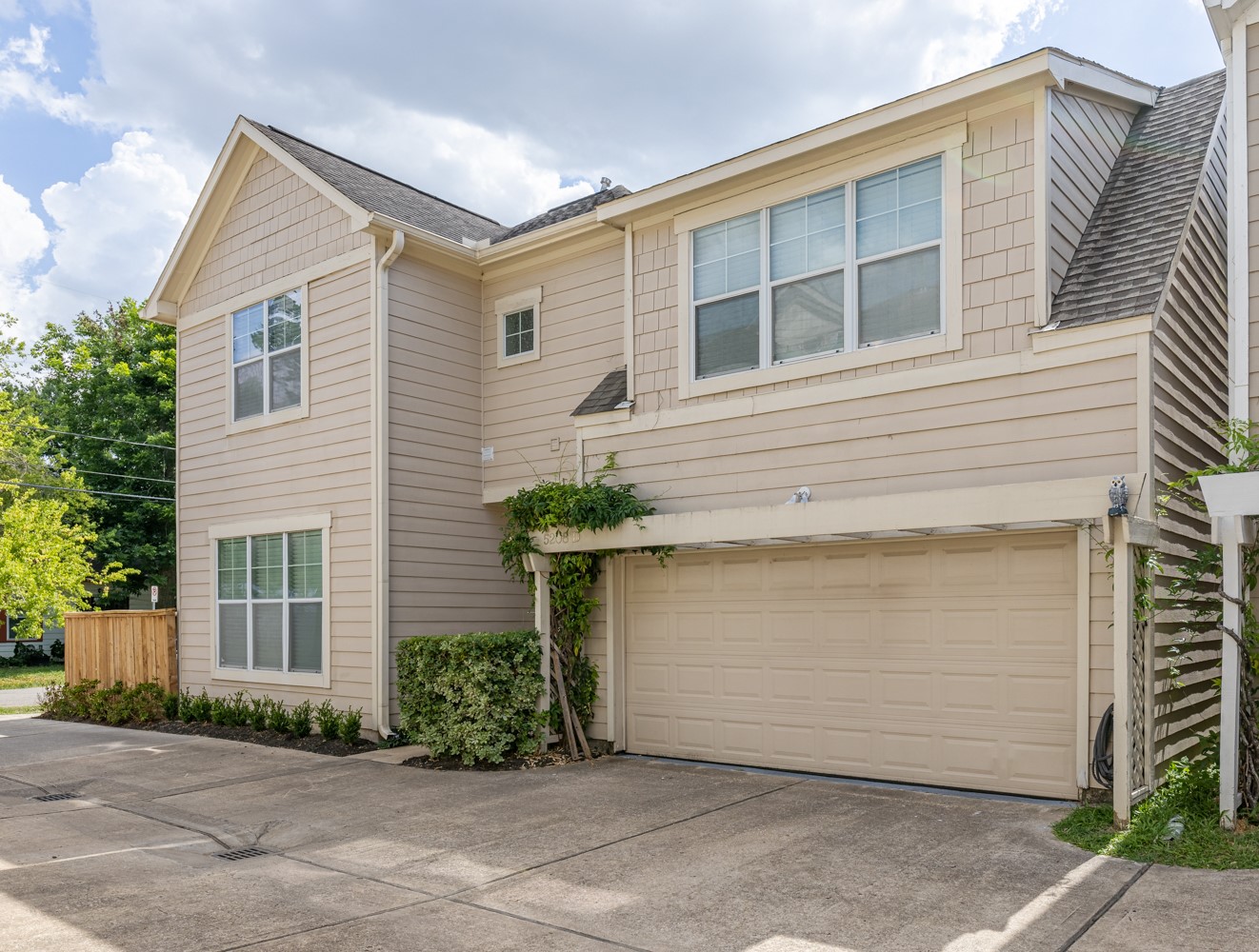 5208 Petty Street D Houston TX 77007