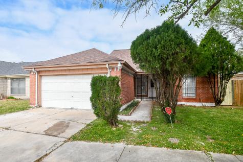 13434 Agarita Lane Houston TX 77083