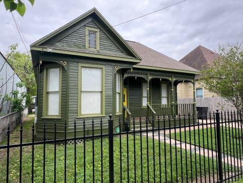 1518 Freeman Street Houston TX 77009