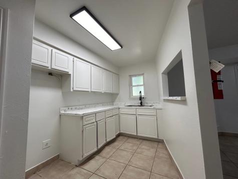 1010 S Wayside Drive 507 Houston TX 77023