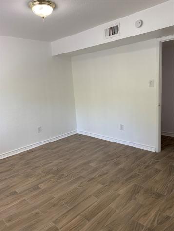 5625 Antoine Drive 1007 Houston TX 77091