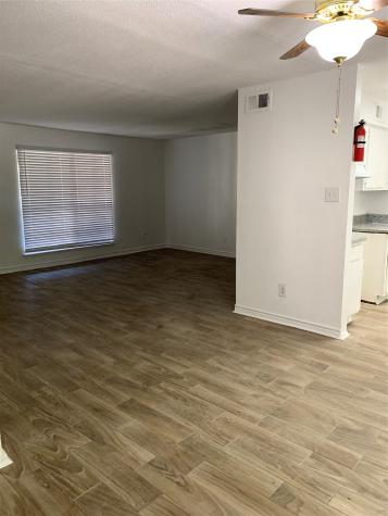 5625 Antoine Drive 1007 Houston TX 77091