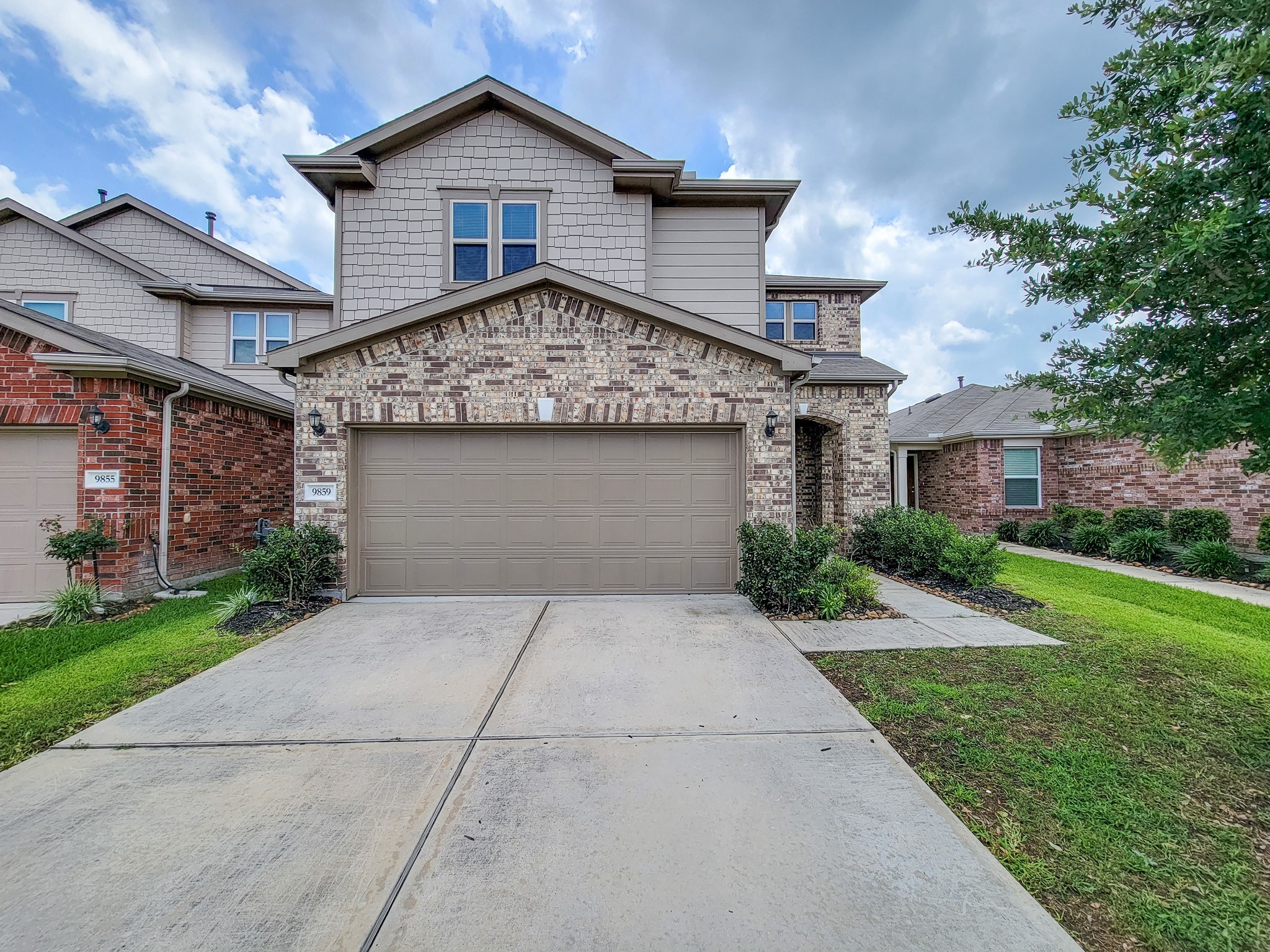 9859 Mountain Chestnut Road Houston TX 77070