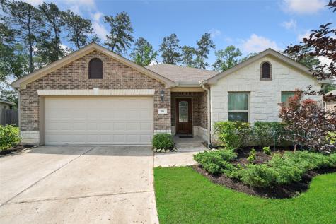 196 Courageous Side Way Magnolia TX 77354