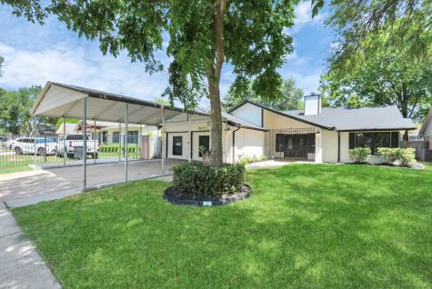 10550 Emnora Lane Houston TX 77043