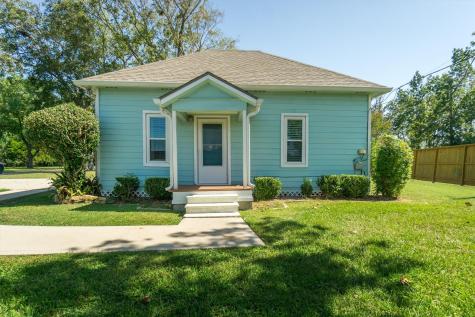 2004 Street Christopher Avenue League City TX 77573