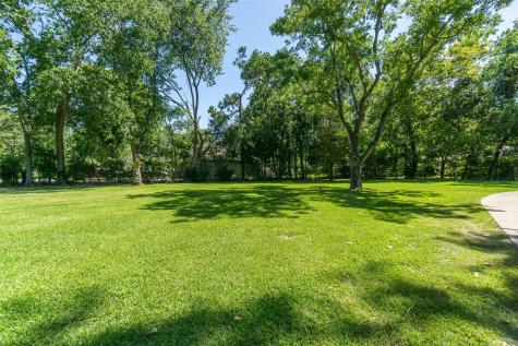 2004 Street Christopher Avenue League City TX 77573